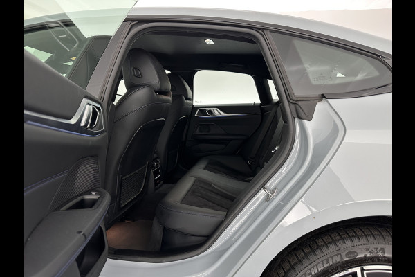 BMW i4 eDrive40 84 kWh M-Sport *M50 JAHRE* [ 3-Fase-11 kW ] {SOH-96%} (INCL-BTW) *LEATHER-ALCANTARA | FULL-LED | ADAPTIVE-CRUISE | HEATED-SPORTSEATS | CAMERA | DAB | DIGI-COCKPIT | NAVI-FULLMAP | AMBIENT-LIGHT | ECC | PDC | CARPLAY | KEYLESS | SHIFTPADDLES | 18