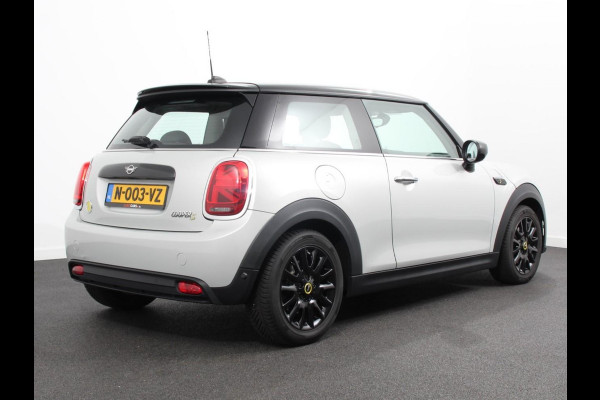 MINI Mini Electric Business Edition 33 kWh SOH 96% | Navigatie | Climate Control | Lichtmetalen Velgen | Dab | Parkeer sensoren