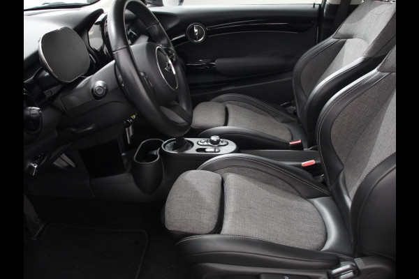 MINI Mini Electric Business Edition 33 kWh SOH 96% | Navigatie | Climate Control | Lichtmetalen Velgen | Dab | Parkeer sensoren