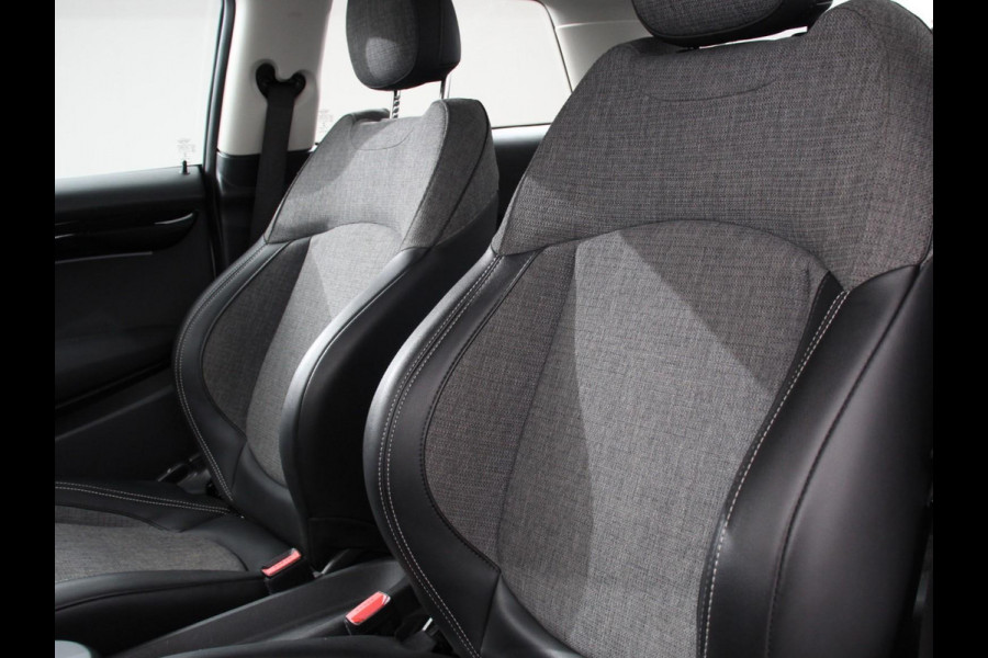 MINI Mini Electric Business Edition 33 kWh SOH 96% | Navigatie | Climate Control | Lichtmetalen Velgen | Dab | Parkeer sensoren