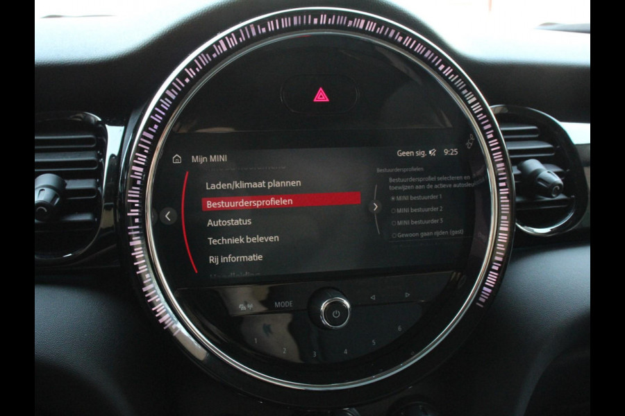 MINI Mini Electric Business Edition 33 kWh SOH 96% | Navigatie | Climate Control | Lichtmetalen Velgen | Dab | Parkeer sensoren