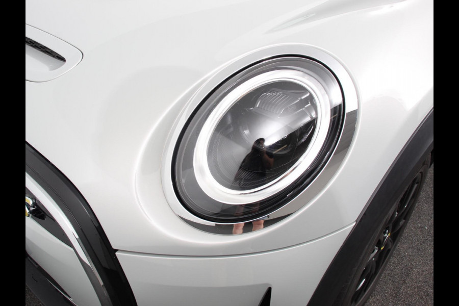 MINI Mini Electric Business Edition 33 kWh SOH 96% | Navigatie | Climate Control | Lichtmetalen Velgen | Dab | Parkeer sensoren