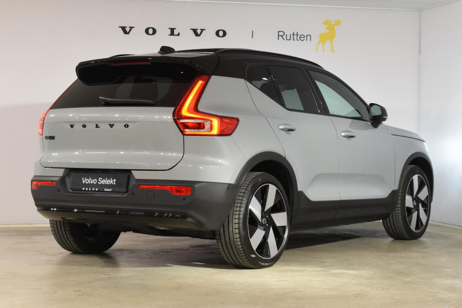 Volvo EX40 Single Motor Extended Range Ultra 82 kWh Extra getint glas / 360 Camera / 20'' velgen / Panoramadak / Zwart dak / Harman Kardon / Microtech/Nubuck