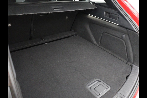 Toyota Corolla Touring Sports 2.0 Hybrid Style | Trekhaak | Stoelverwarming | Cruise Control | Navigatie | Camera | Carplay | Full LED | DAB | Climate control | Head-up