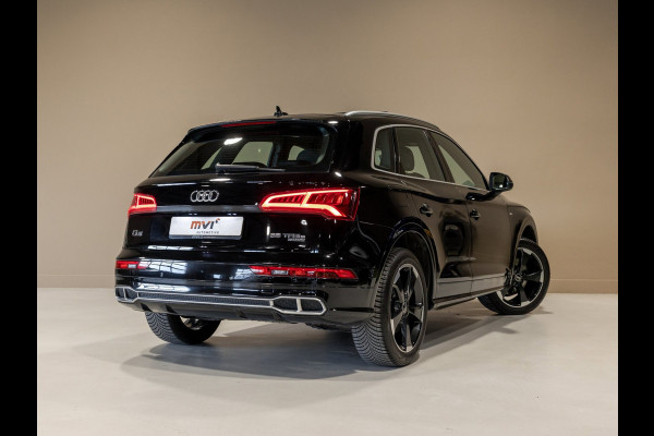 Audi Q5 55 TFSI e S-Line edition / 368pk / Panorama dak / Keyless / Stoelverwarming /