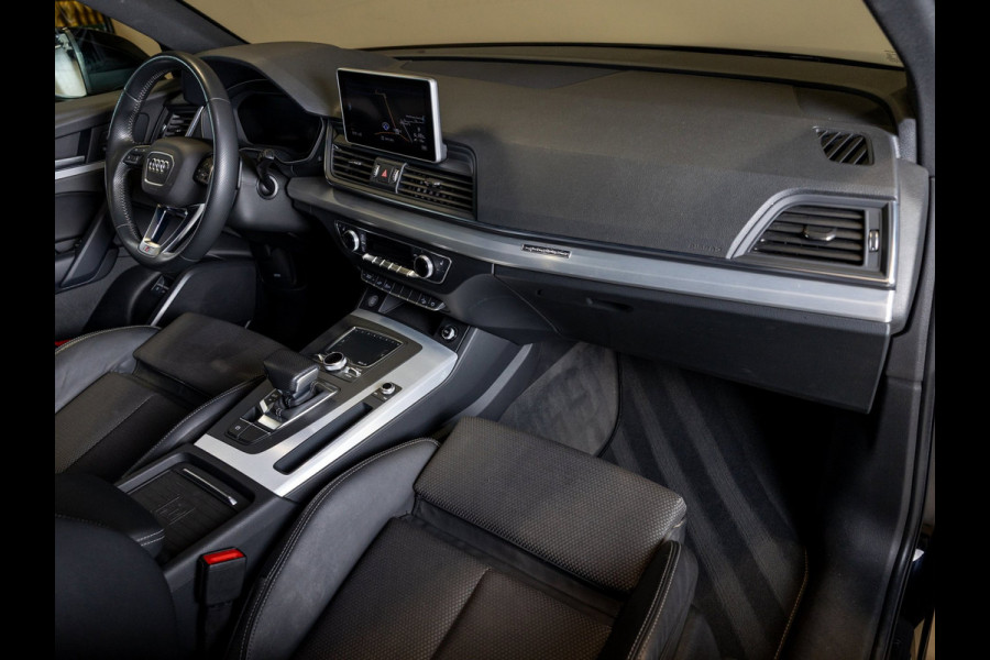 Audi Q5 55 TFSI e S-Line edition / 368pk / Panorama dak / Keyless / Stoelverwarming /