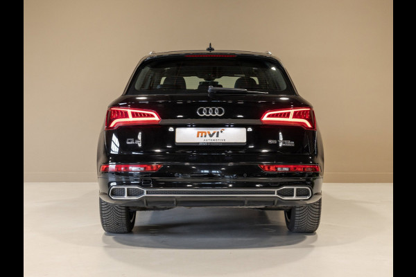 Audi Q5 55 TFSI e S-Line edition / 368pk / Panorama dak / Keyless / Stoelverwarming /