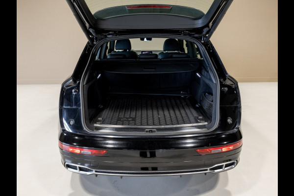 Audi Q5 55 TFSI e S-Line edition / 368pk / Panorama dak / Keyless / Stoelverwarming /