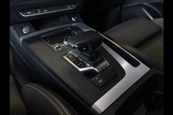 Audi Q5 55 TFSI e S-Line edition / 368pk / Panorama dak / Keyless / Stoelverwarming /