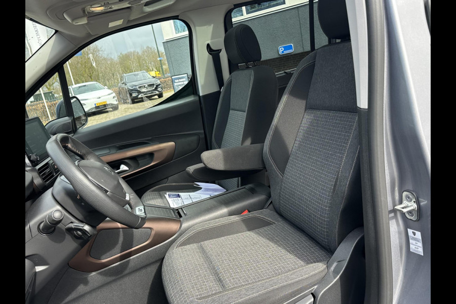 Peugeot e-Rifter EV GT 50 kWh VAN € 26.900,- VOOR € 24.440,- UW LENTEVOORDEEL € 2.460,-! | 3-FASE LADER SOH 100% | 10.000 KM UNIEKE KM-STAND | WINTERPACK | KEYLESS + KEYLESS GO | FULL OPTIONS | DIRECT LEVERBAAR | ONDERHOUD GEHAD | INCLUSIEF 12 MND BOVAG GARANTIE |