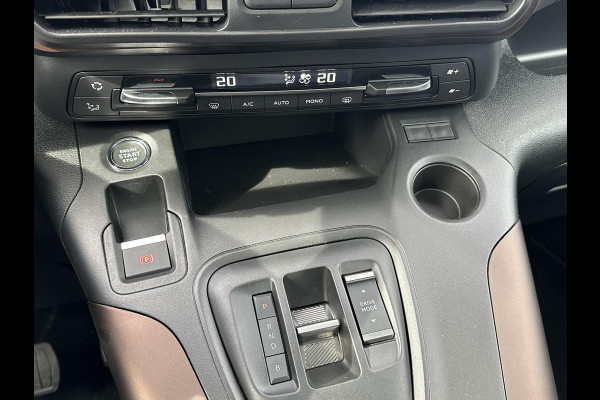 Peugeot e-Rifter EV GT 50 kWh VAN € 26.900,- VOOR € 24.440,- UW LENTEVOORDEEL € 2.460,-! | 3-FASE LADER SOH 100% | 10.000 KM UNIEKE KM-STAND | WINTERPACK | KEYLESS + KEYLESS GO | FULL OPTIONS | DIRECT LEVERBAAR | ONDERHOUD GEHAD | INCLUSIEF 12 MND BOVAG GARANTIE |