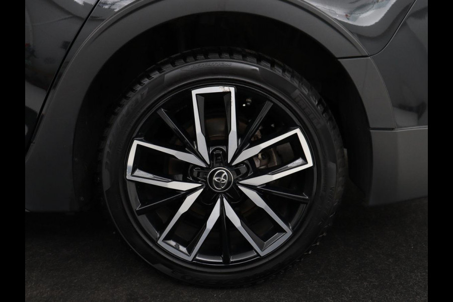 Toyota Corolla Touring Sports 2.0 Hybrid Style | Stoelverwarming | Cruise Control | Navigatie | Camera | Carplay | Full LED | DAB | Climate control