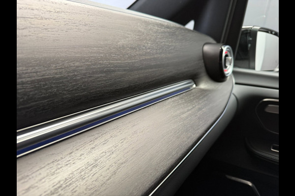 Mercedes-Benz Eqv 300 L2 - 8-pers AMG Facelift - Exterieur pakket - 360 - Elec. deuren - Vol Opties - Incl. Garantie