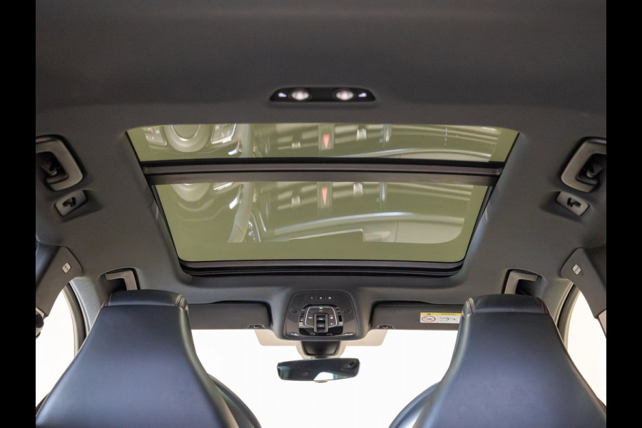 Audi A4 Avant 2.9 TFSI RS 4 quattro / 450pk / Panorama dak / Head up display / Carbon /