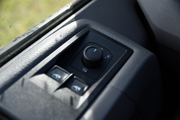 MAN TGE 3.180 35 2.0 L3H3 PB Edition Camera, Cruise, Sensoren, Carplay, 177pk, Automaat, Multimedia, Geveerde stoel, Uniek!