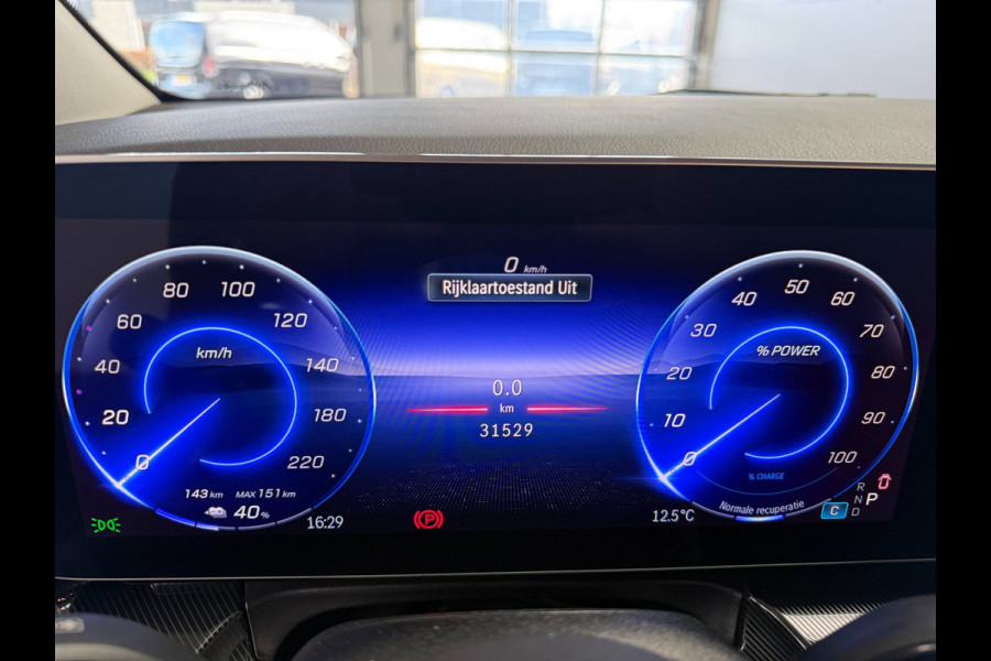 Mercedes-Benz Eqv 300 L2 - 8-pers AMG Facelift - Exterieur pakket - 360 - Elec. deuren - Incl. Garantie