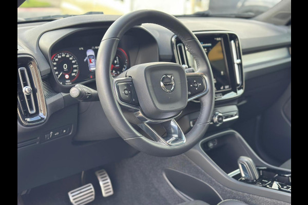 Volvo XC40 1.5 T4 Recharge R-Design 1e Eigenaar211PK! Dealer Onderhouden! Nette Auto! Plug in Hybride