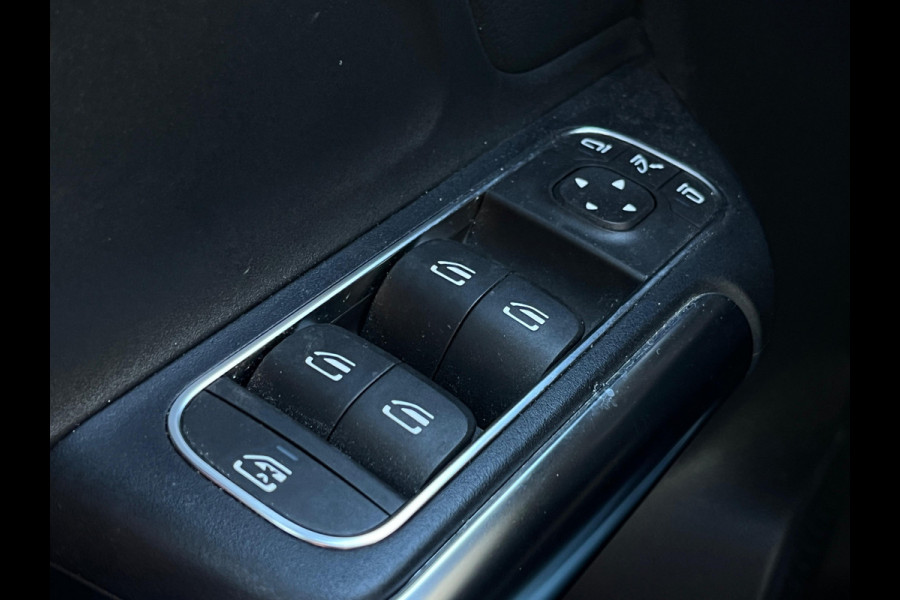 Mercedes-Benz EQA 250 Business Solution Luxury 67 kWh trekhaak