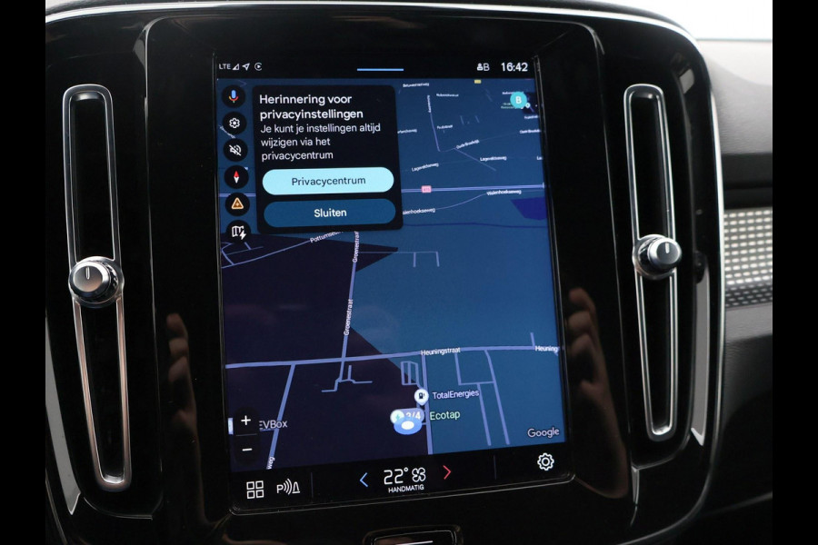 Volvo XC40 RECHARGE P8 408 PK AWD R-DESIGN + 19 INCH | ADAPTIVE CRUISE | APPLE CARPLAY | ANDROID AUTO