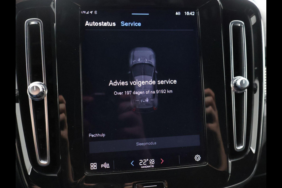 Volvo XC40 RECHARGE P8 408 PK AWD R-DESIGN + 19 INCH | ADAPTIVE CRUISE | APPLE CARPLAY | ANDROID AUTO