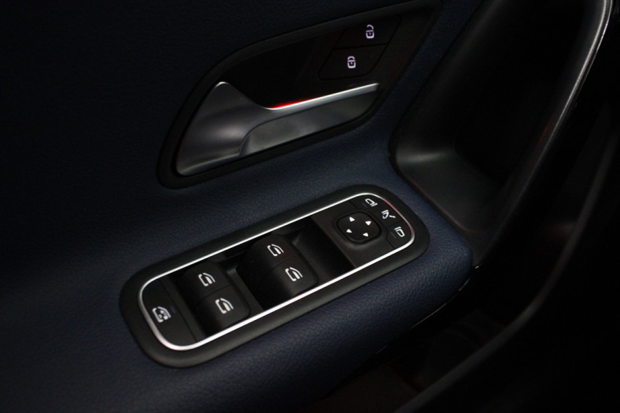 Mercedes-Benz A-Klasse 200 Advantage |Pano|Stoelverw.|