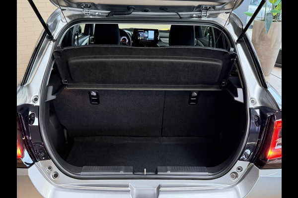 Suzuki Swift 1.2 Style Smart Hybrid | Navi | Camera | 16" | ACC | Dodehoek | Led | Carplay |