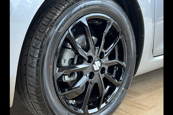 Suzuki Swift 1.2 Style Smart Hybrid | Navi | Camera | 16" | ACC | Dodehoek | Led | Carplay |