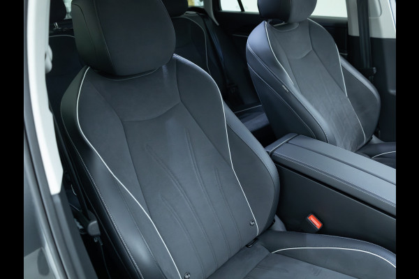 Volkswagen Passat Variant 1.5 eHybrid Business | 2 Ergo active stoelen | Stoel- & Stuurverwarming | Adap. Cruise | Navigatie | Headup display, App. connect.