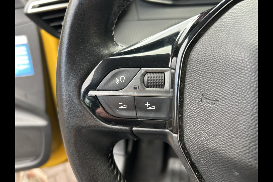 Peugeot 208 1.2 100pk Act. Pack Navi, CarPlay, PDC, LM-velgen