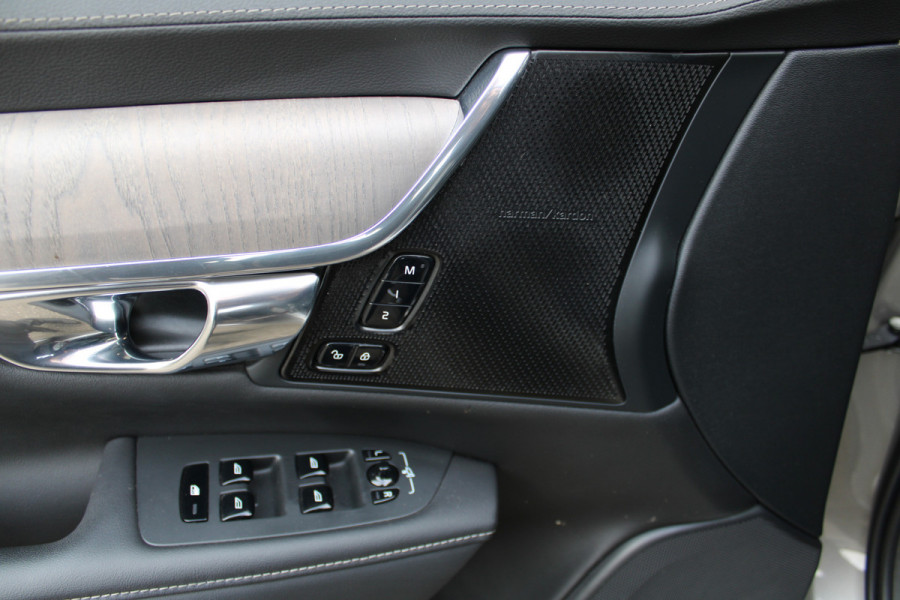 Volvo V90 2.0 T8 AWD Inscription LEER NAVI LED STOELKOELING 86000KM!!!