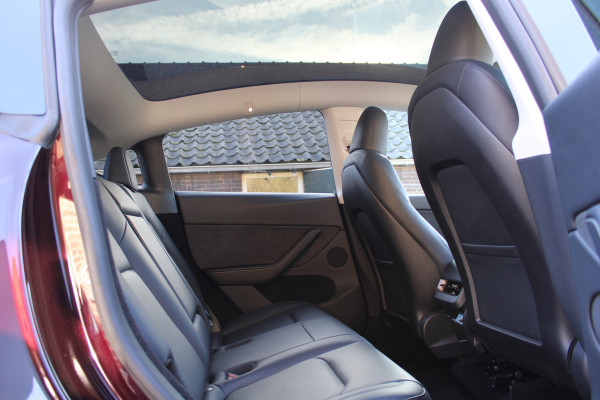 Tesla Model Y RWD 58 kWh SoH 95,5% LEER AUTOPILOT PANO