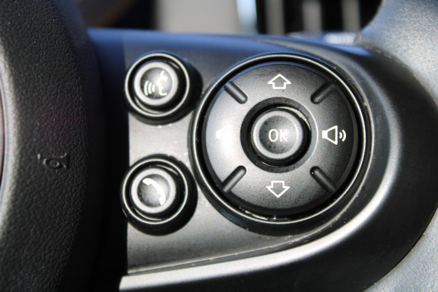 MINI Countryman 1.5 Cooper Edition NAVI ECC LED AUTOM 142000KM!!!