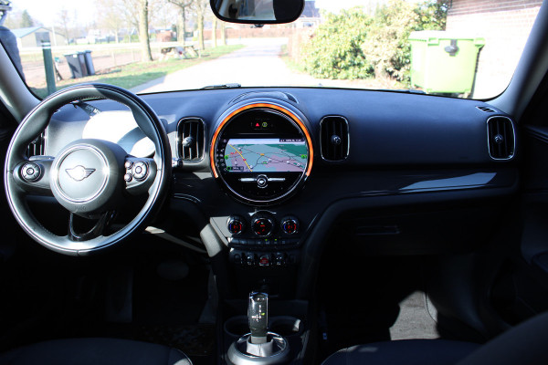 MINI Countryman 1.5 Cooper Edition NAVI ECC LED AUTOM 142000KM!!!