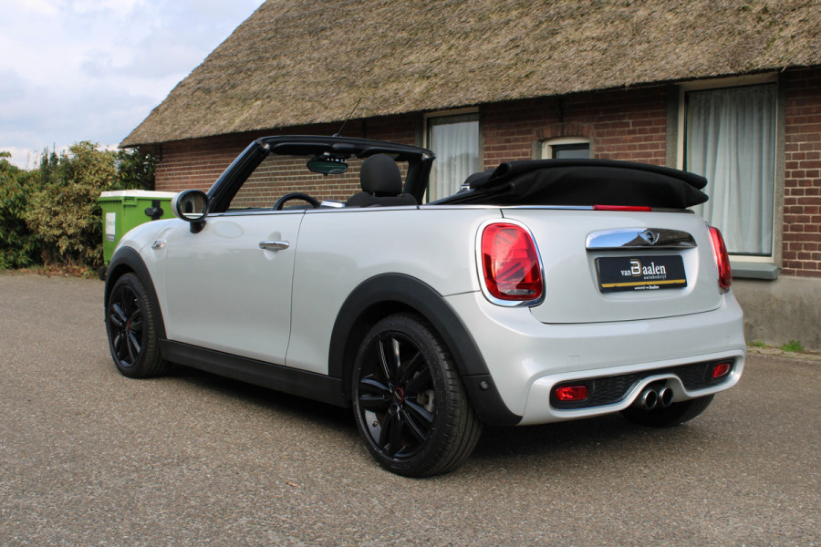 MINI Cabrio 2.0 Cooper S 192Pk JCW AUTOMAAT XENON UNION JACK NAVI ECC 96000KM!!!