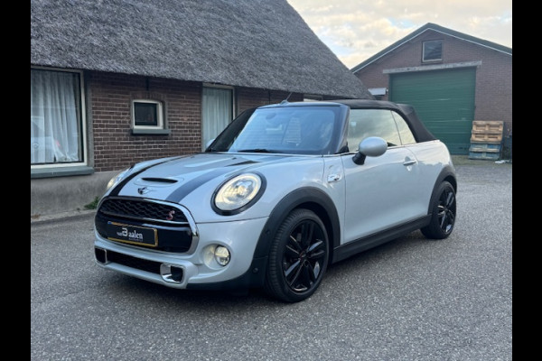 MINI Cabrio 2.0 Cooper S 192Pk JCW AUTOMAAT XENON UNION JACK NAVI ECC 96000KM!!!