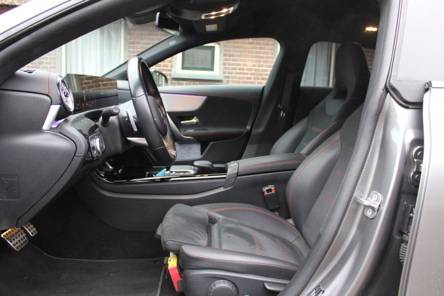 Mercedes-Benz CLA-Klasse Shooting Brake 250 e AMG Line PHEV SFEER LED NAVI CAMERA 47000KM!!!