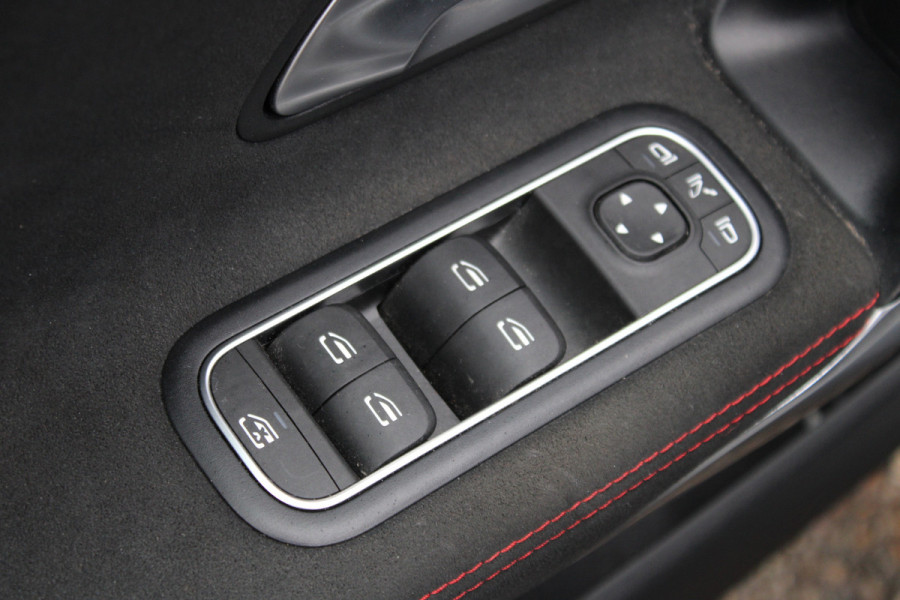 Mercedes-Benz CLA-Klasse Shooting Brake 250 e AMG Line PHEV SFEER LED NAVI CAMERA 47000KM!!!