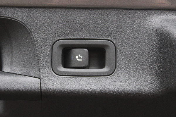 Mercedes-Benz CLA-Klasse Shooting Brake 250 e AMG Line PHEV SFEER LED NAVI CAMERA 47000KM!!!