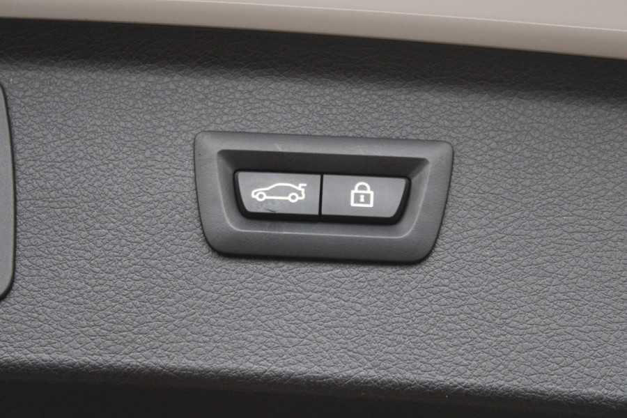 BMW 2 Serie Active Tourer 225xe PHEV High Exe SOh 90.6% M-SPORT LEER LED NAVI 36000KM!!!