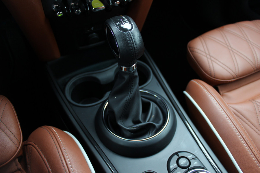 MINI Countryman 1.5 Cooper S E ALL4 MINI Yours / Camera / Head-up / Leder / Navigatie / 18'' / Stoelverwarming / DAB / ACC / Alarm Klasse 3