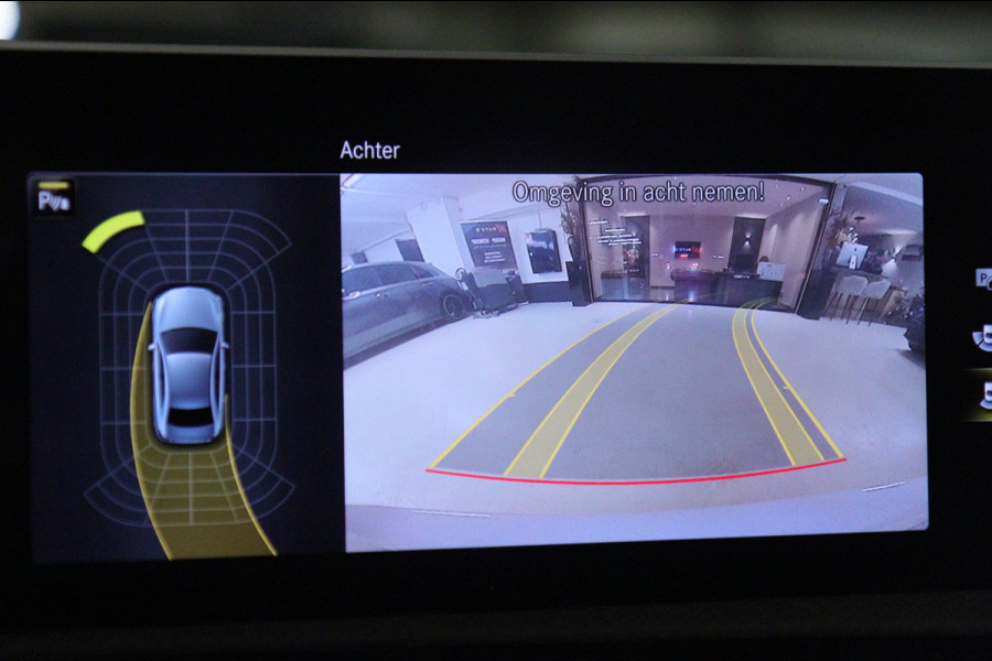 Mercedes-Benz A-Klasse 200 AMG NAP /Pano/Carplay/Sfeerver/Blindspot/VOL