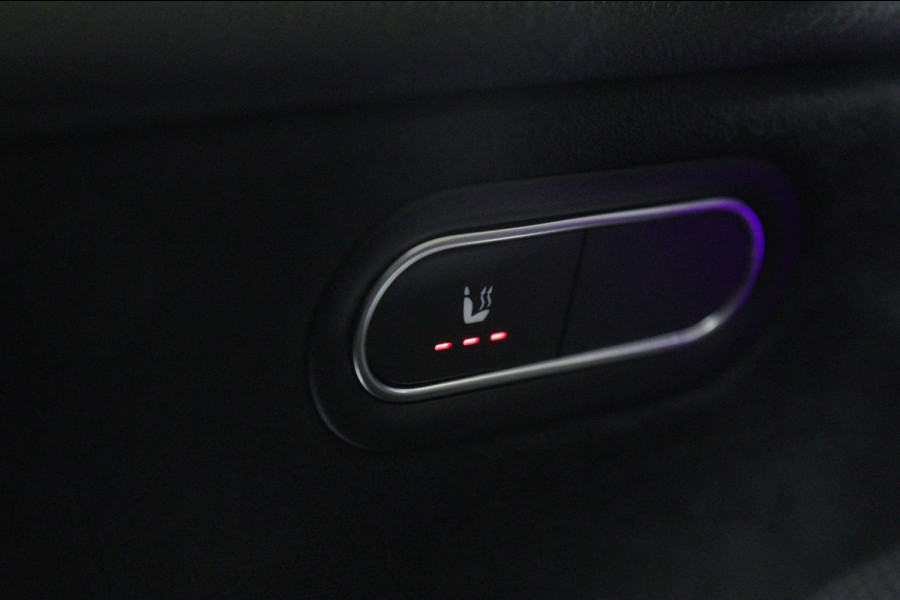 Mercedes-Benz A-Klasse 200 AMG NAP /Pano/Carplay/Sfeerver/Blindspot/VOL