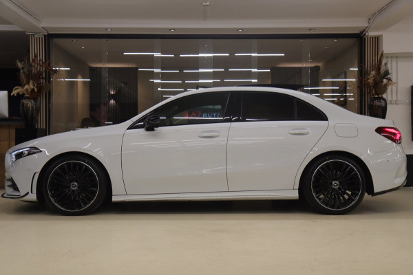 Mercedes-Benz A-Klasse 200 AMG NAP /Pano/Carplay/Sfeerver/Blindspot/VOL