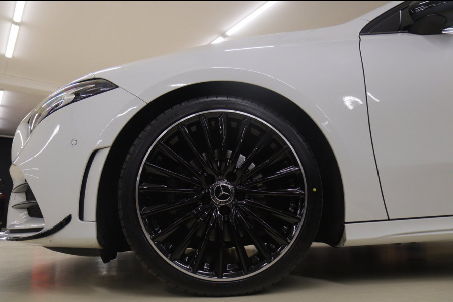 Mercedes-Benz A-Klasse 200 AMG NAP /Pano/Carplay/Sfeerver/Blindspot/VOL