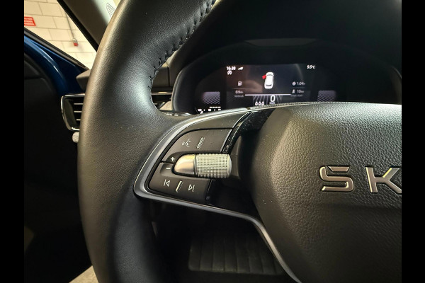 Škoda Kamiq !!! Paas Actie € 22.999,- !!! 1.0 TSI Black Dots 115PK Camera, Stoel/Stuurverwarming