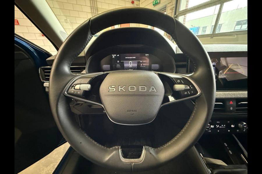 Škoda Kamiq !!! Paas Actie € 22.999,- !!! 1.0 TSI Black Dots 115PK Camera, Stoel/Stuurverwarming