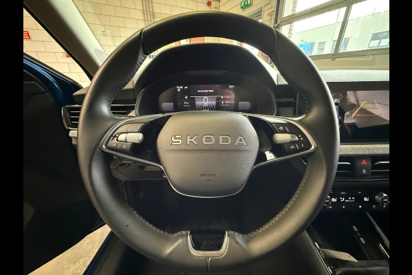 Škoda Kamiq !!! Paas Actie € 22.999,- !!! 1.0 TSI Black Dots 115PK Camera, Stoel/Stuurverwarming