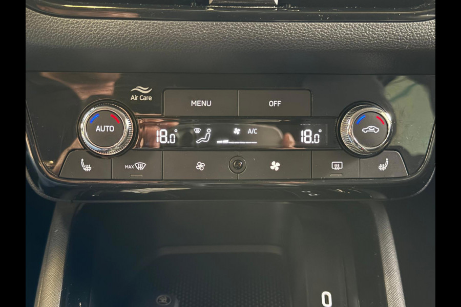 Škoda Kamiq !!! Paas Actie € 22.999,- !!! 1.0 TSI Black Dots 115PK Camera, Stoel/Stuurverwarming