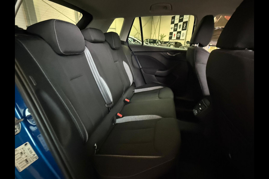 Škoda Kamiq !!! Paas Actie € 22.999,- !!! 1.0 TSI Black Dots 115PK Camera, Stoel/Stuurverwarming