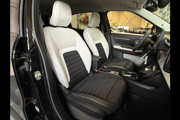 Citroën C3 Aircross !!! Paas Actie € 27.499,- !!! 1.2 Hybrid 145pk Max Camera, Stoel/Stuurverwarming